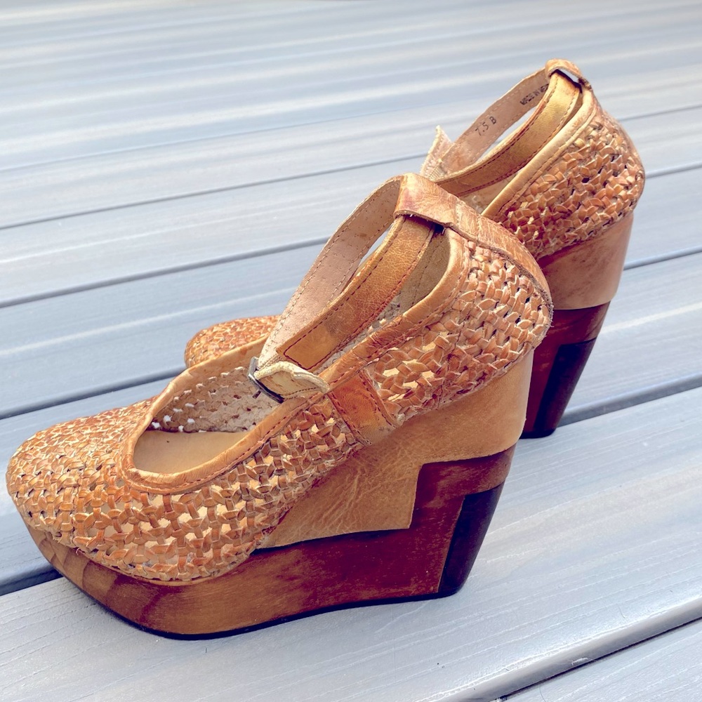 Bed Stu high platform wooden wedges 7.5